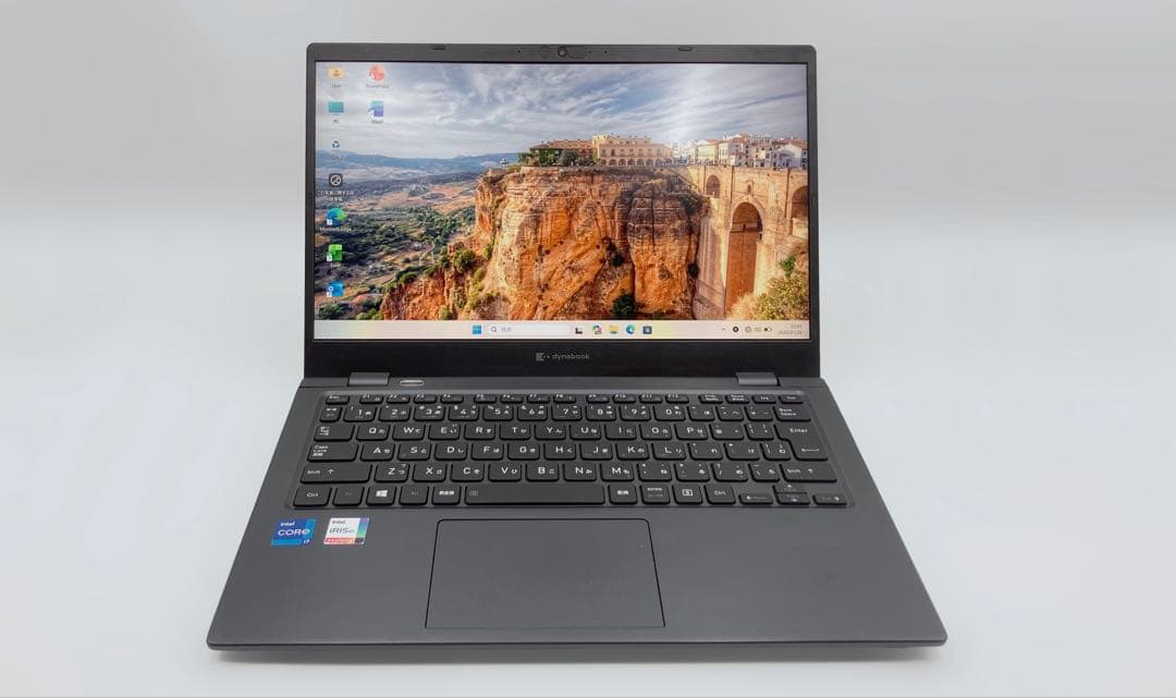 G83/i7第十一世代メモリ16GB・爆速SSD 512GB