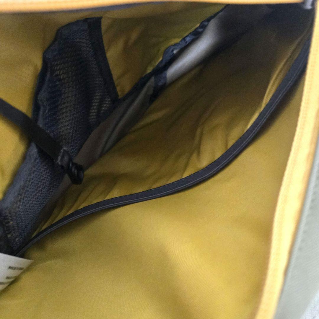 極美品！廃番カラー3点支持モデル　パタゴニア アトムスリング 8L ボディバッグ