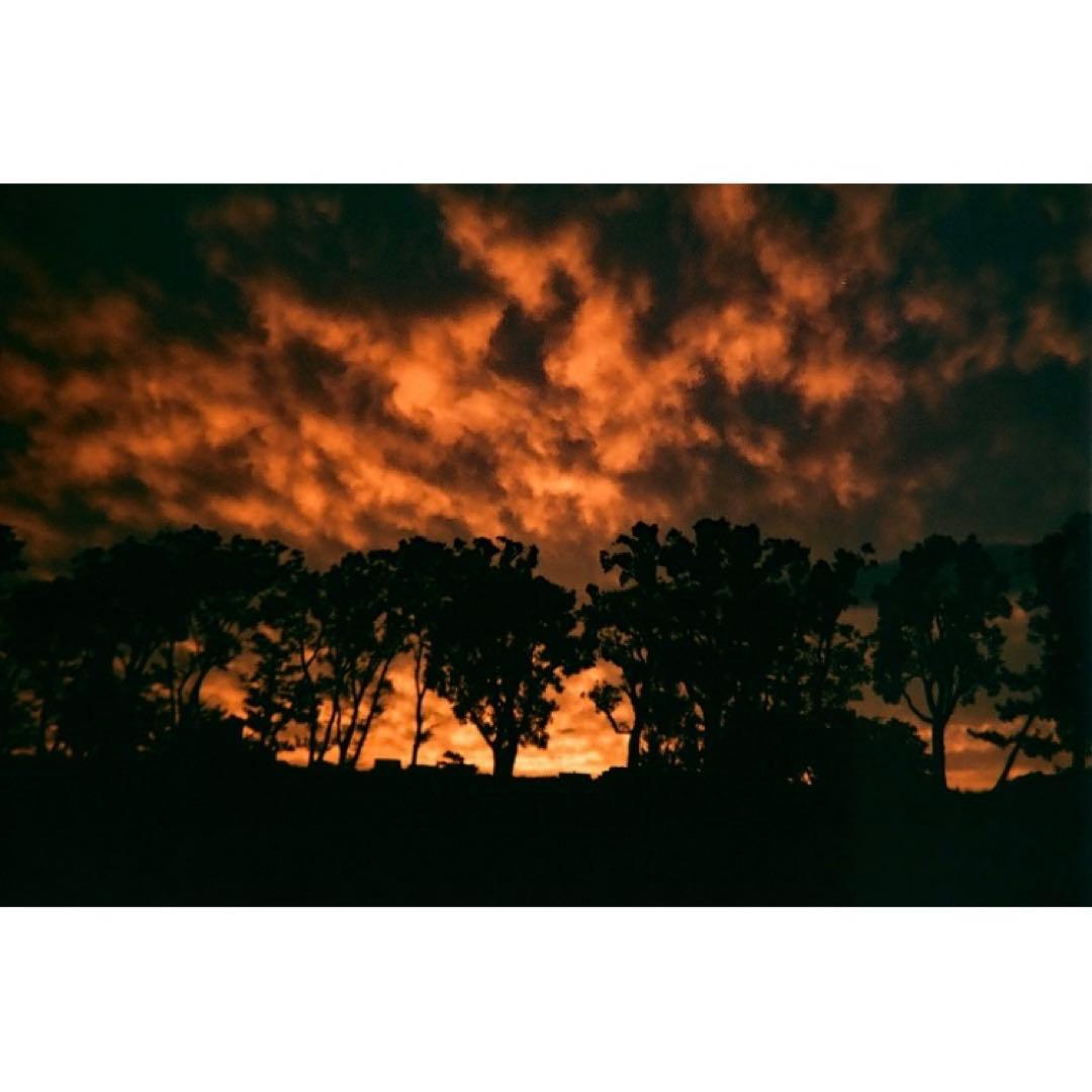 完動品　フィルムカメラ　ハローキティ