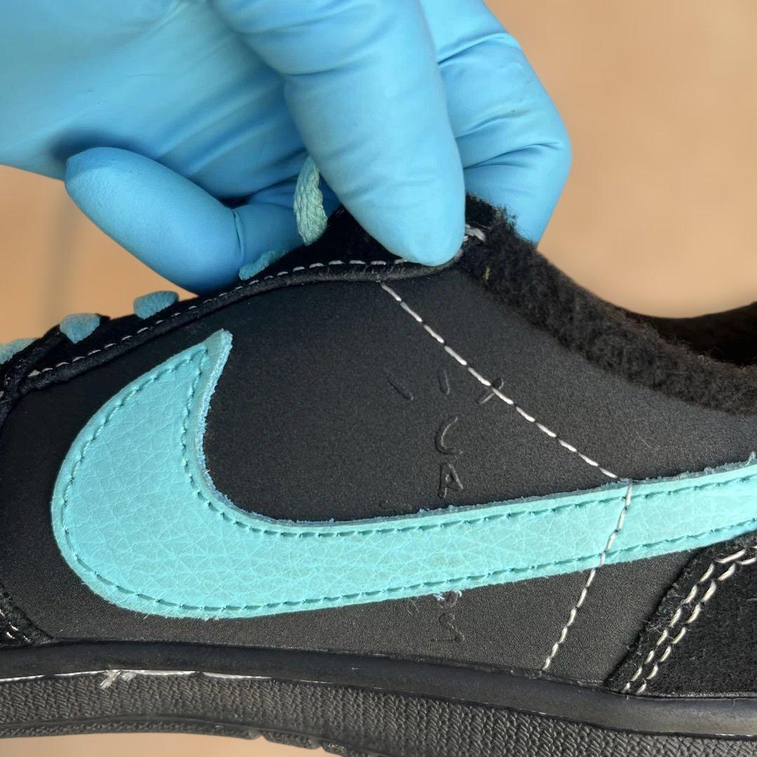 ヒロシ様　NIKE Travis scott tiffany 28cm