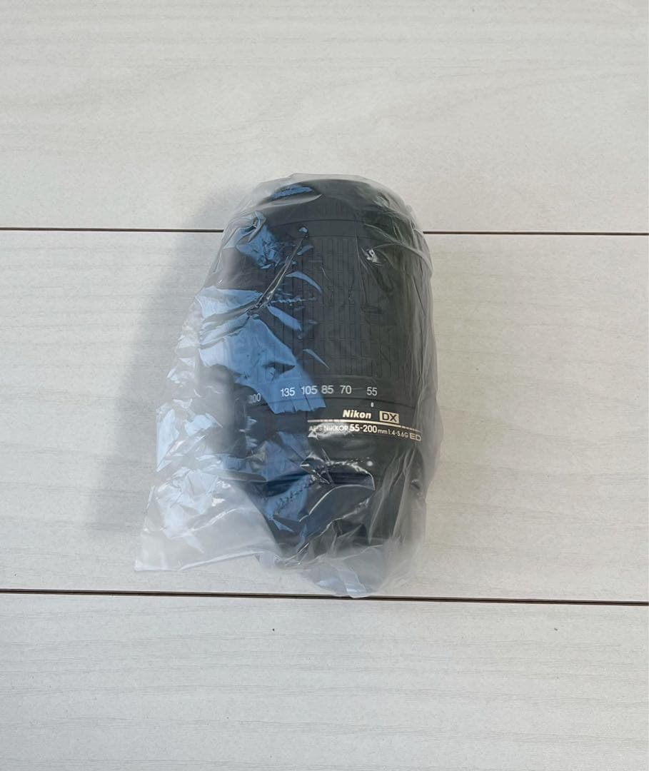 Nikon AF-S DX VR 55-200mm f/4-5.6Gニコンレンズ
