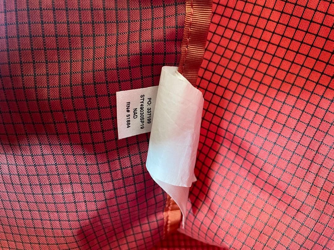 パタゴニア　ライトウェイト　ブラックホール　ギアトート　赤茶系（２８Ｌ）