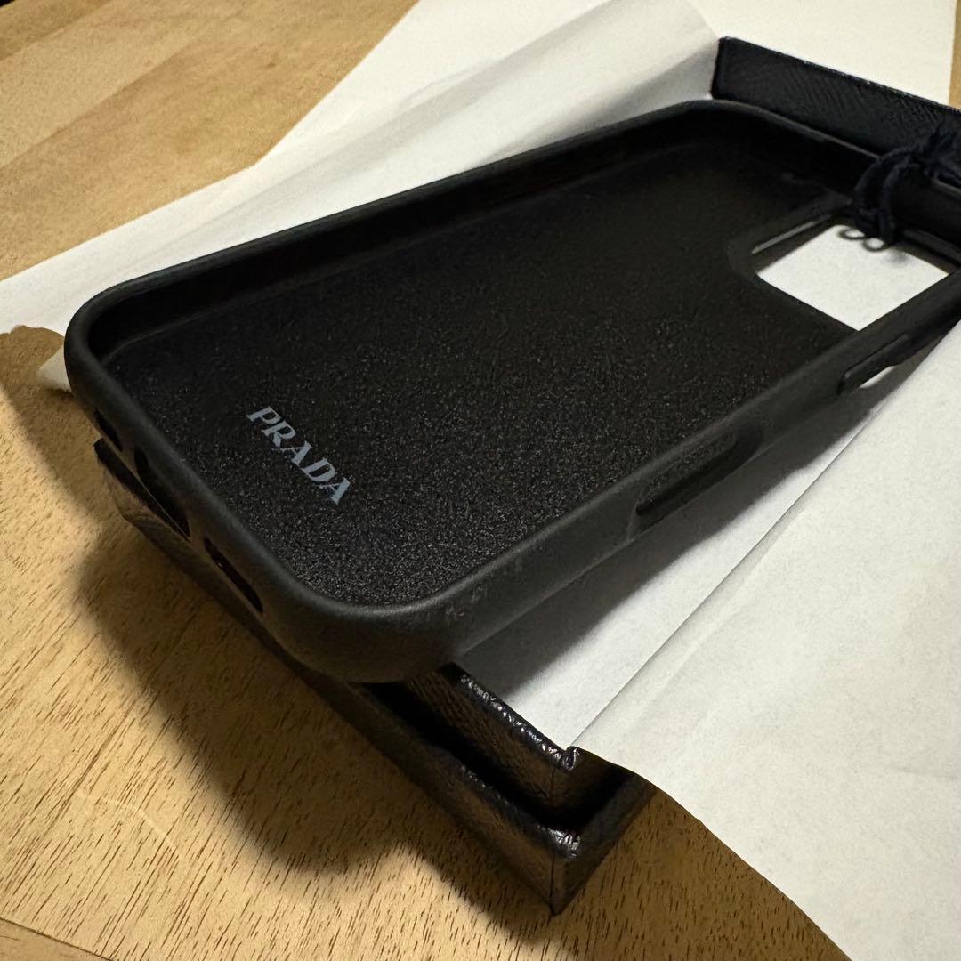 【正規品】PRADA iPhone16 ケース ブラック 箱・ショッパー付き