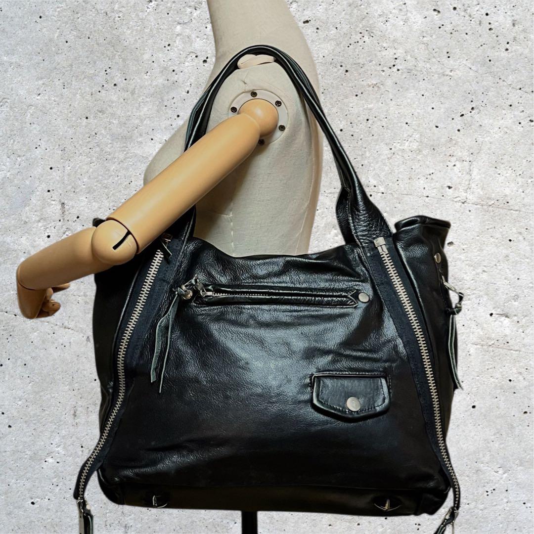 美品　ジョニーウルフ　トートバッグ　A4可　レザー　肩掛け　ブラック　黒