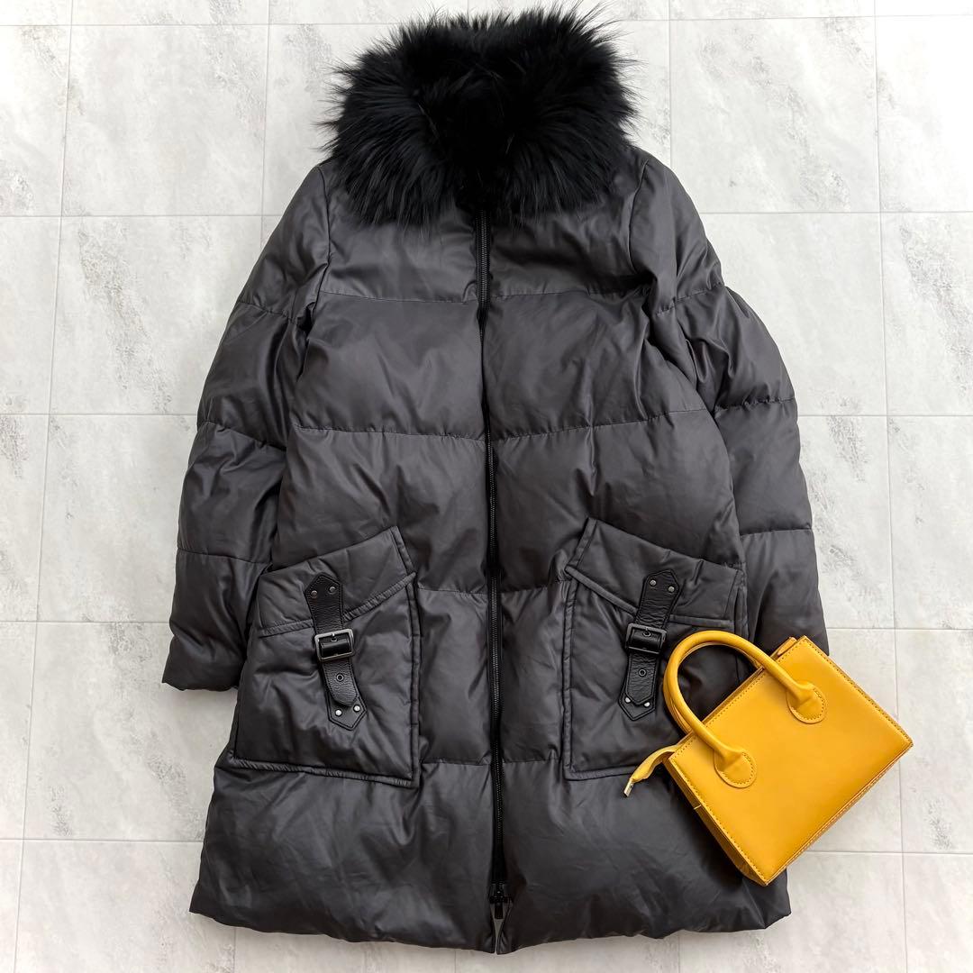 美品アドーアダウンコートラクーンファーダークグレー