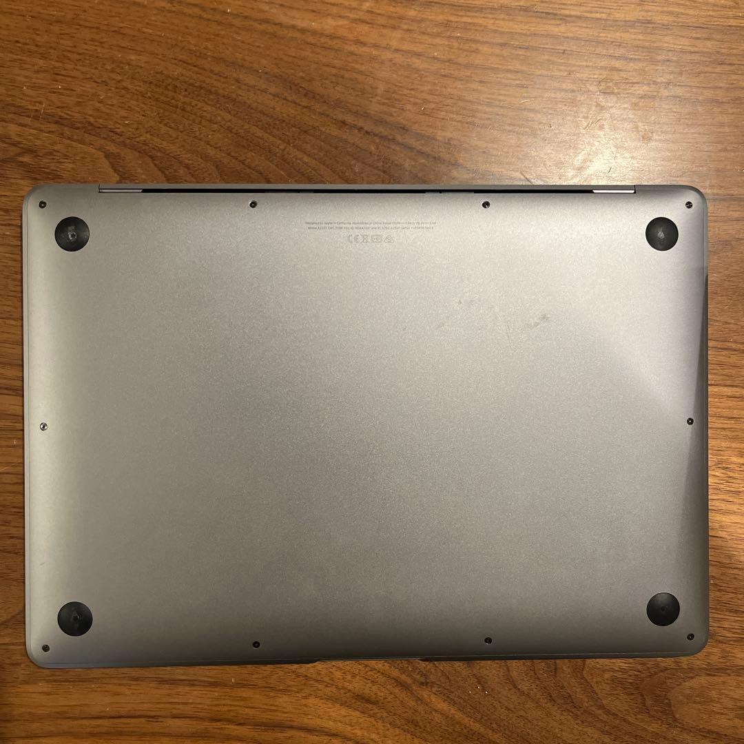 MacBook本体 Apple MacBook Air 13inch A2337