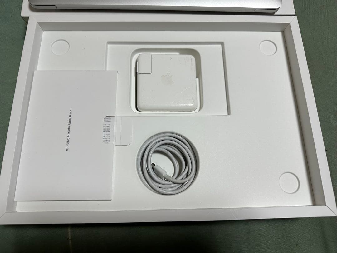 MacBook Pro 13インチ 2020 256GB Core i5
