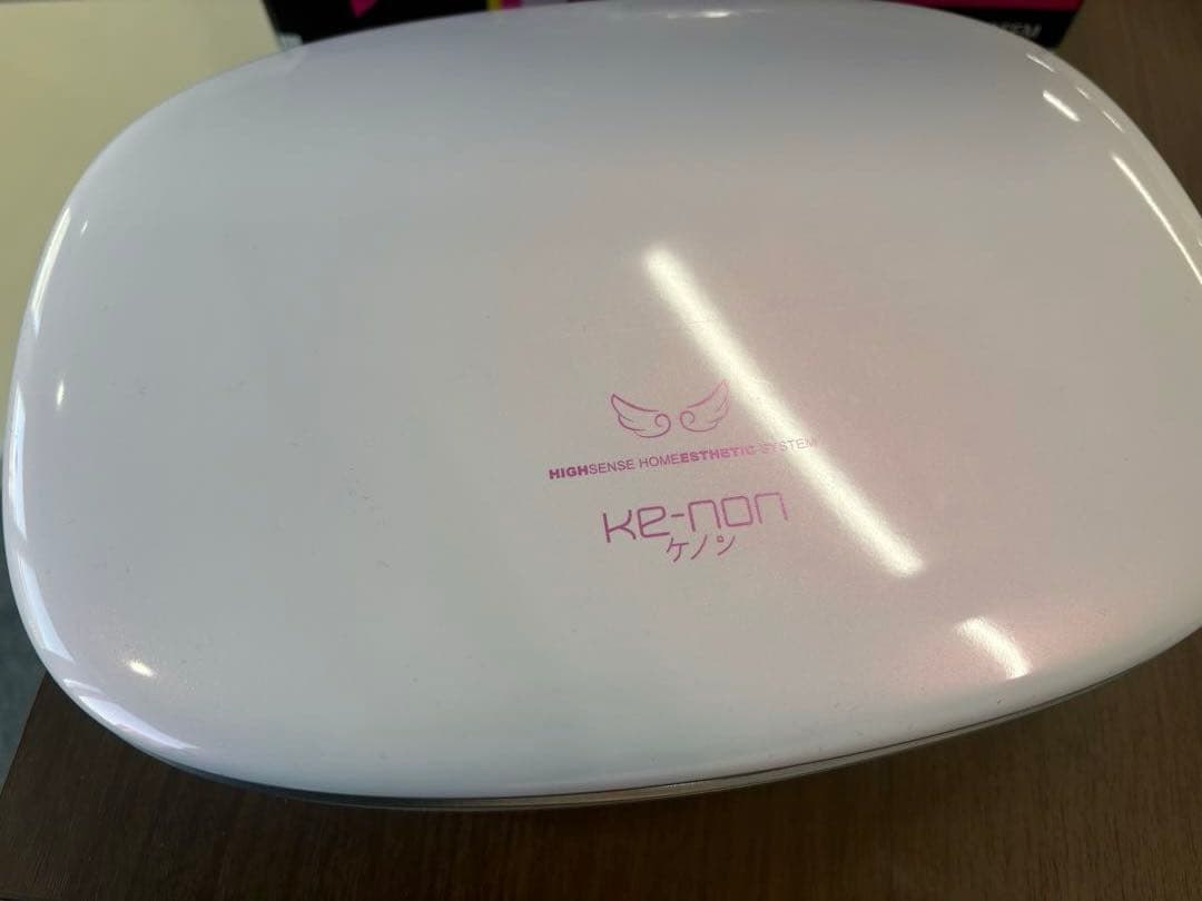 ケノン KE-NON 光脱毛器　2021年製造　約50万回使用可能　ピンク色