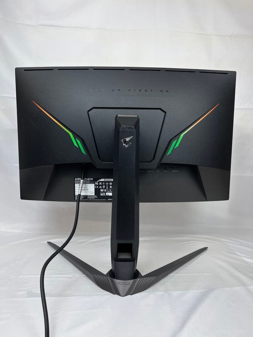 好きさんAORUS CV27F 27インチ湾曲型モニター　165Hz