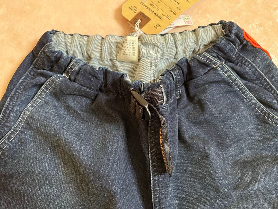 デニム＆ダンガリー　新品タグ付　ミッキー　デニムパンツ　02