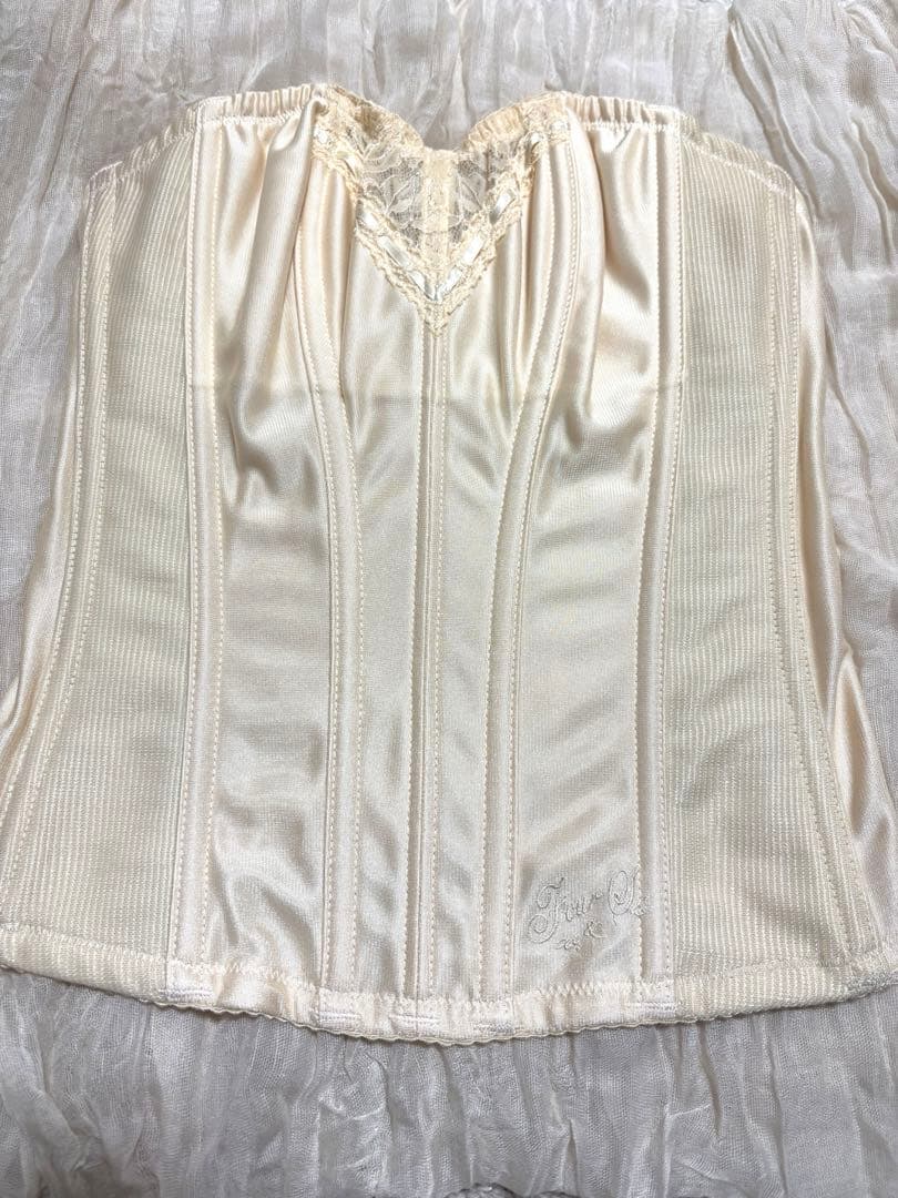 フォーシスアンドカンパニー　ブライダルインナー　グラマラスビスチェ　34