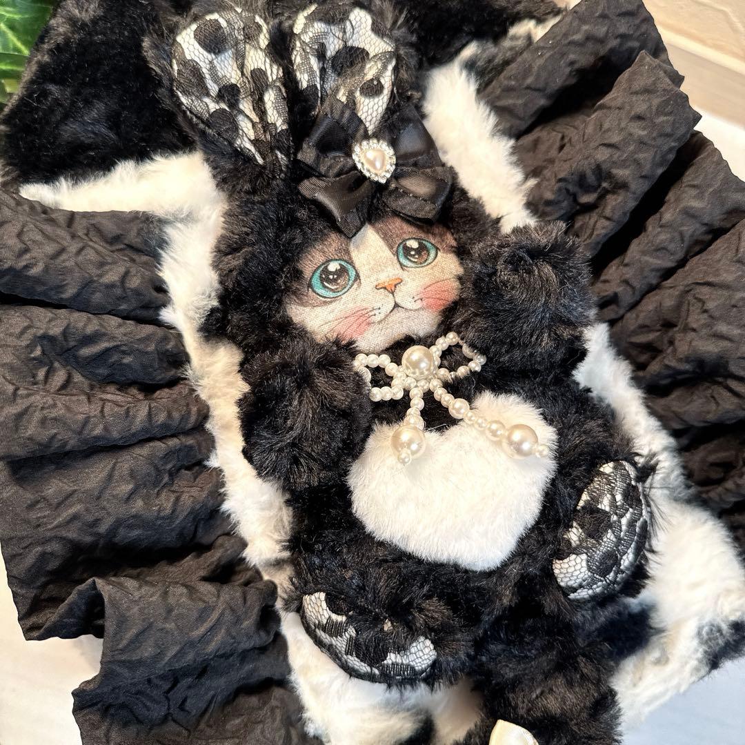 あ*き様 コヤンイサムチョン♡ミルクちゃんのモノトーンカラー！ファーフリルトート