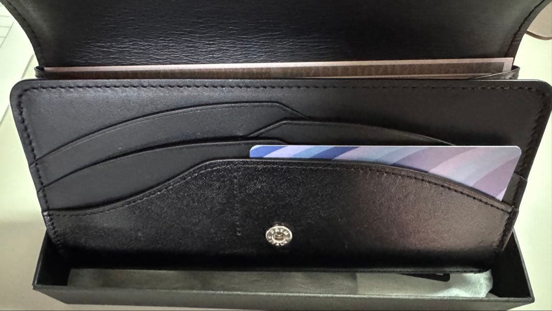 コンパクト長財布 Loneo Basic ブラック