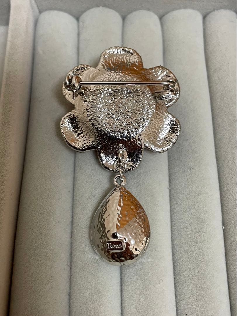 美品　ルネ　Rene パール　ブローチ