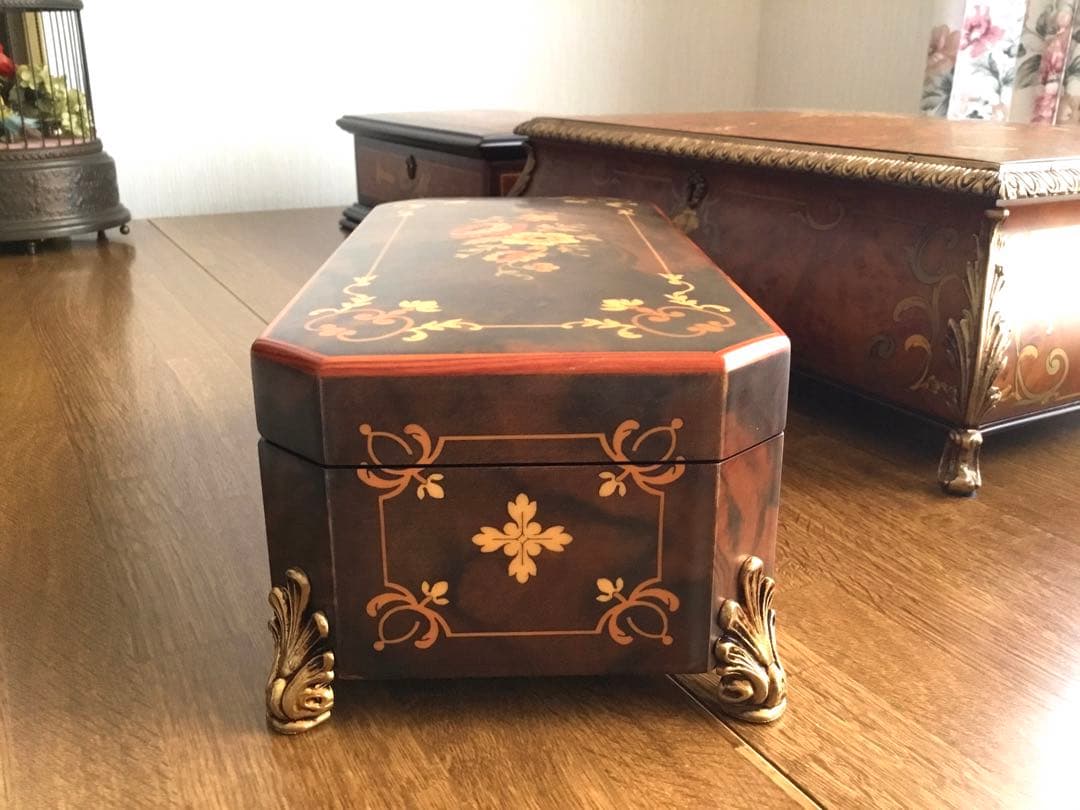 お値下げ！美品✨オルゴール療法【エルム】 リュージュ　カノン 72弁　象嵌