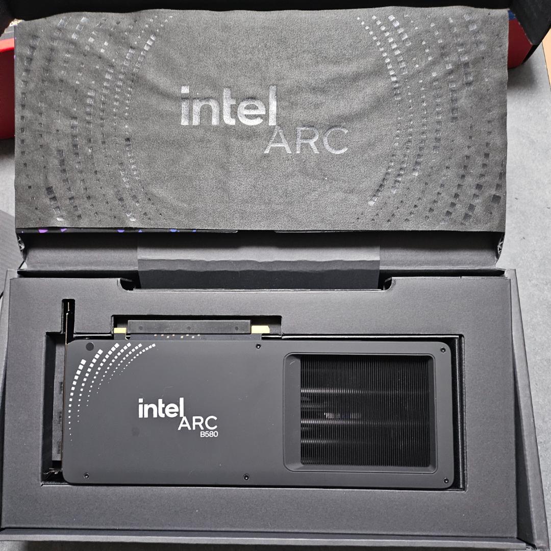 グラフィックボード・グラボ・ビデオカード Intel Arc B580 Limited Edition 12GB