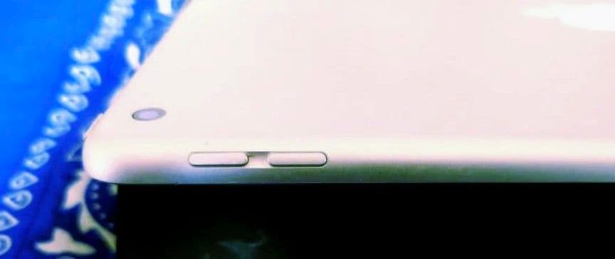 【ジャンク】 iPad 第8世代 バッテリー交換必要 OS ver.26.3