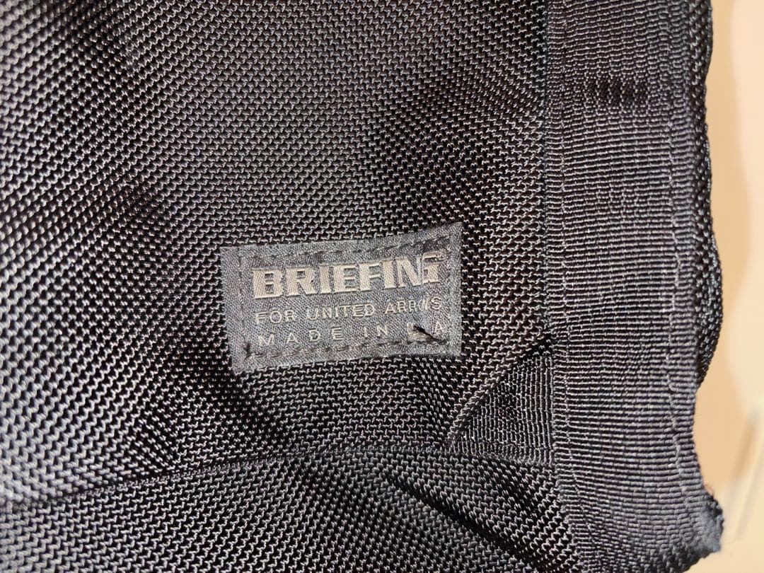 ブリーフィング　黒の大容量トートバッグ