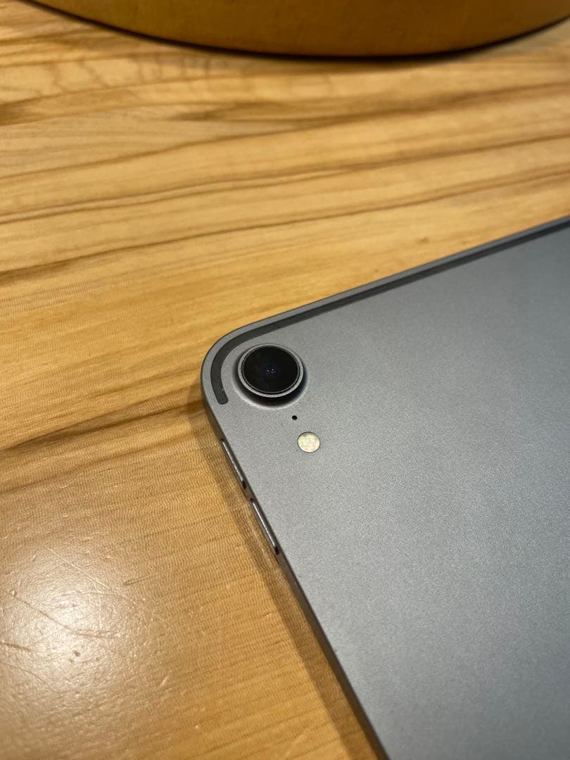 iPad Pro 12.9インチ 第3世代 スペースグレー 本体