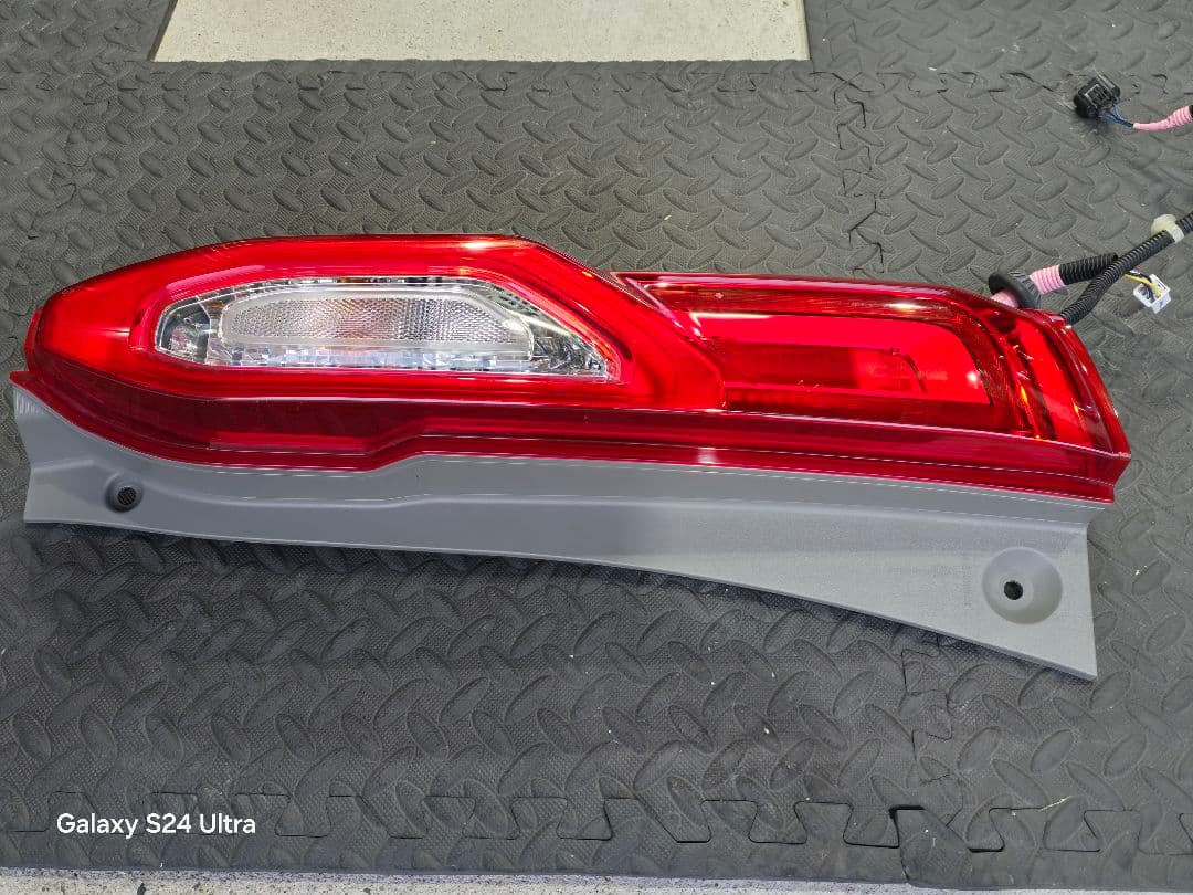 N-BOX JF3 JF4 専用テールライト配線付き