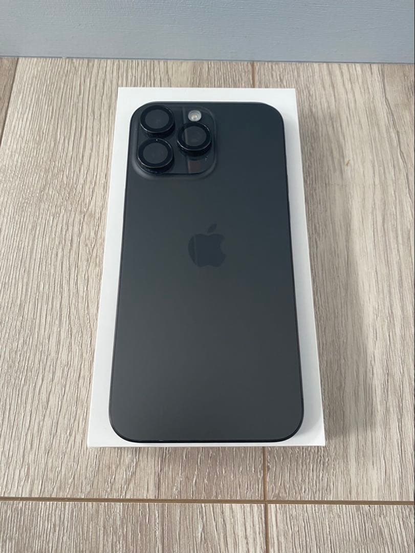 iPhone 15 Pro Max 256GB SIMフリー　不具合あり