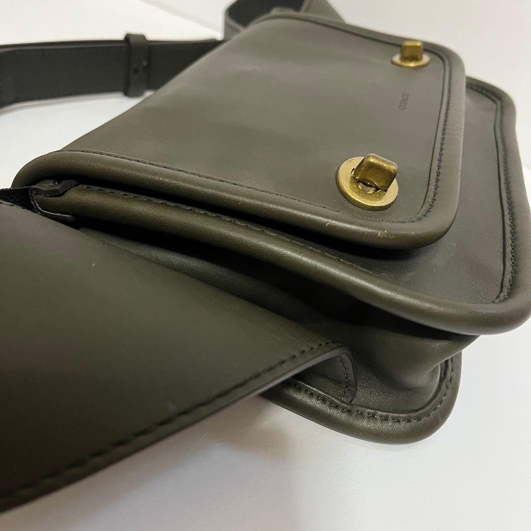 美品✨オールドコーチ　ウエストバッグ　ボディバッグ　レザー　ターンロック　カーキ