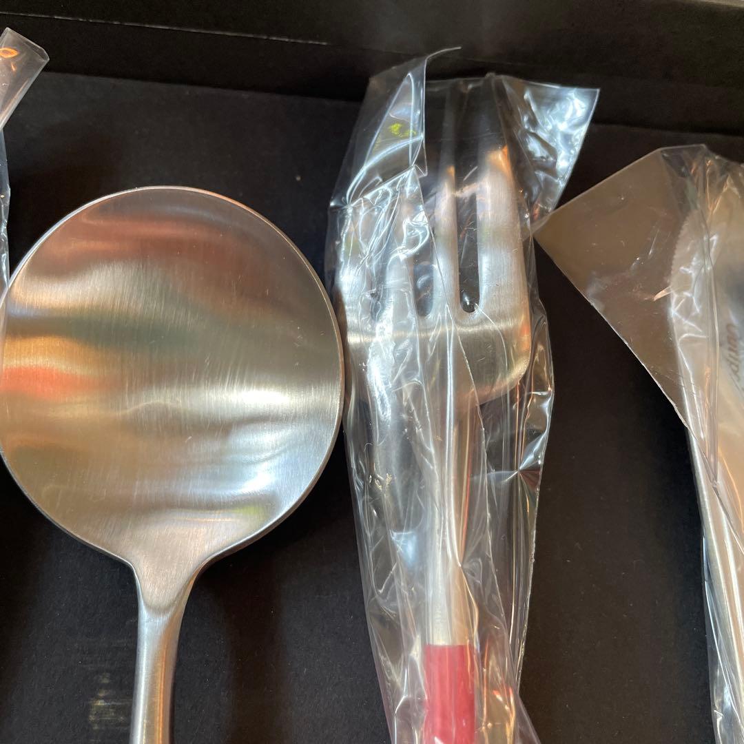 クチポール　cutipol GOA 赤マット　ディナーカトラリー6点セット