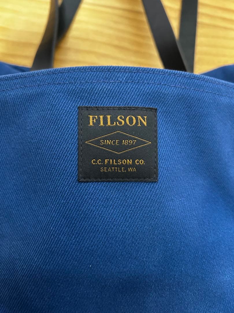 フィルソン トートバッグ ジッパーあり 使用にともなう色褪せあり
