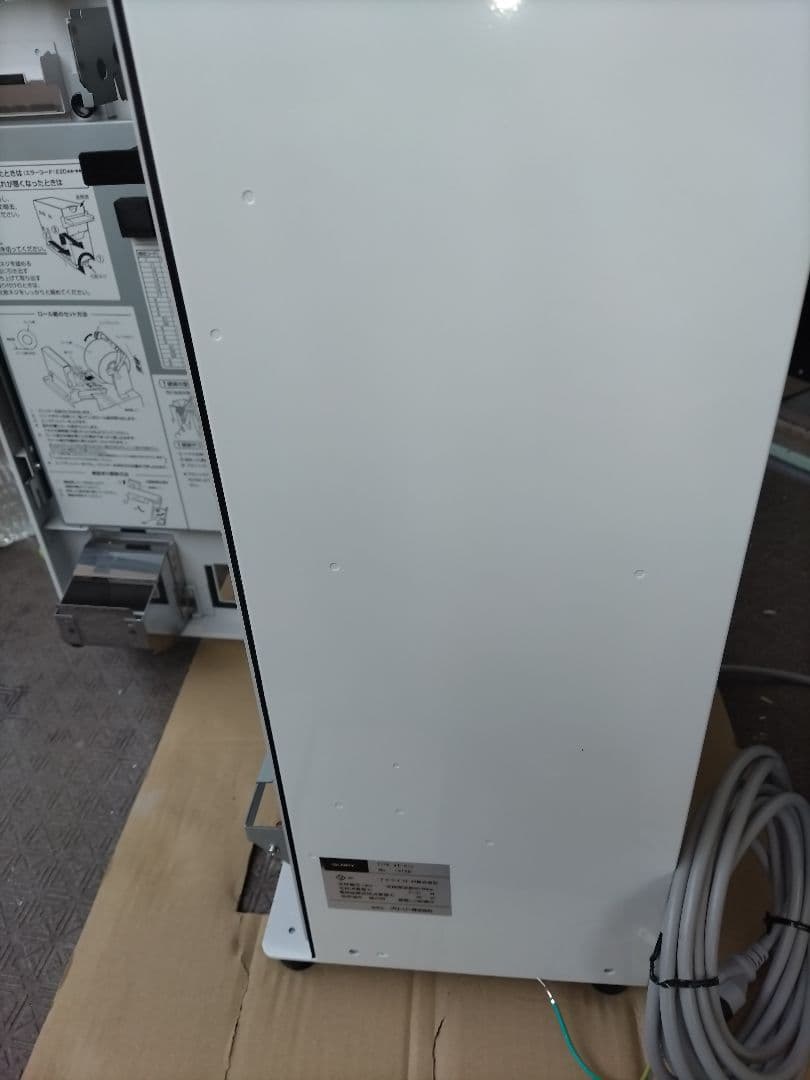 券売機☆新千円&新500円対応済　グローリー　VT-S10