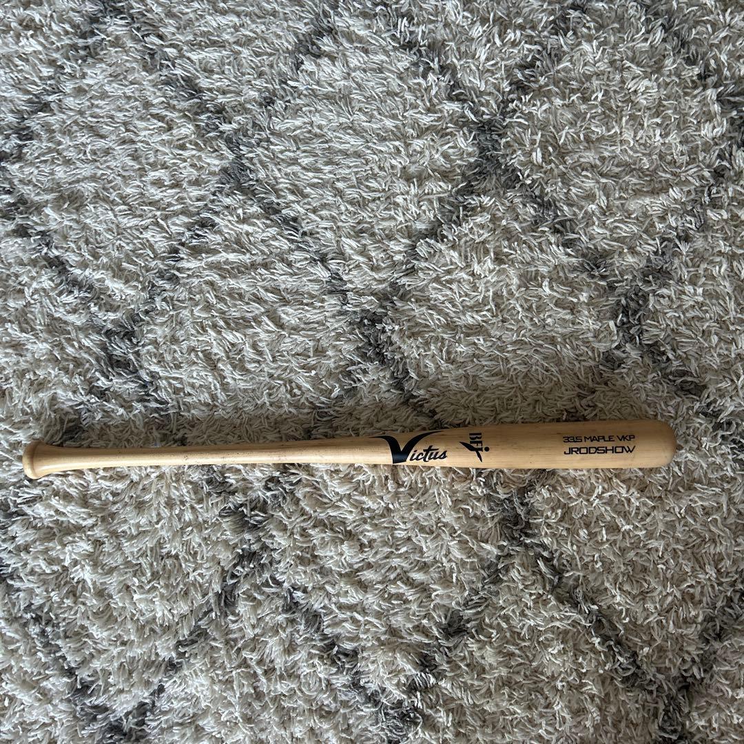 Victus 木製バット 硬式