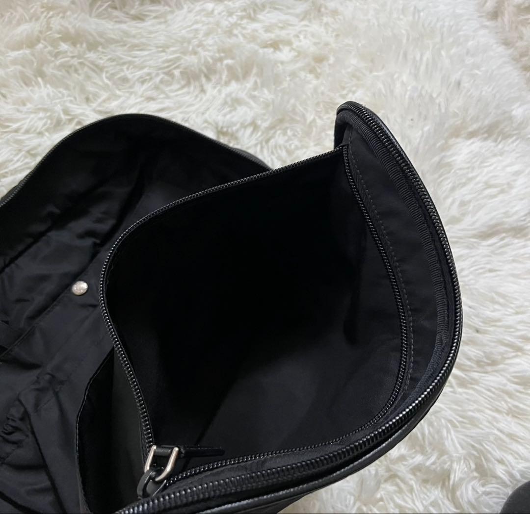 PRADA プラダ VIAGGIO バニティバッグ　トラベルバッグ　大容量