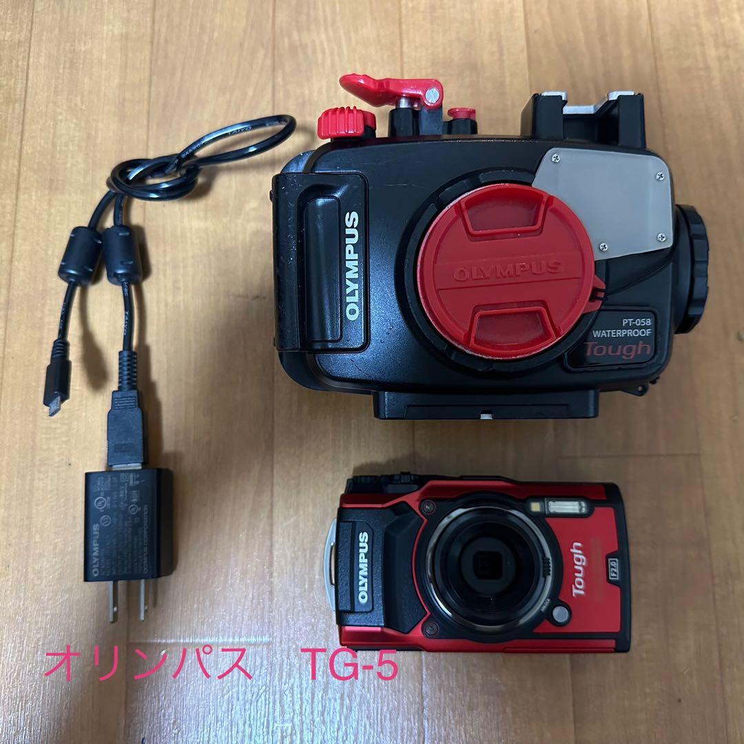 Olympus TG-5 レッド　ハウジング　オリンパス　防水　ダイビング