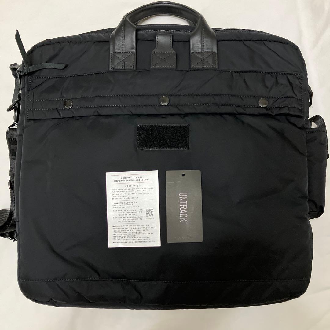 バッグ UNTRACK CITY PLUS The Helmet Tote Bag