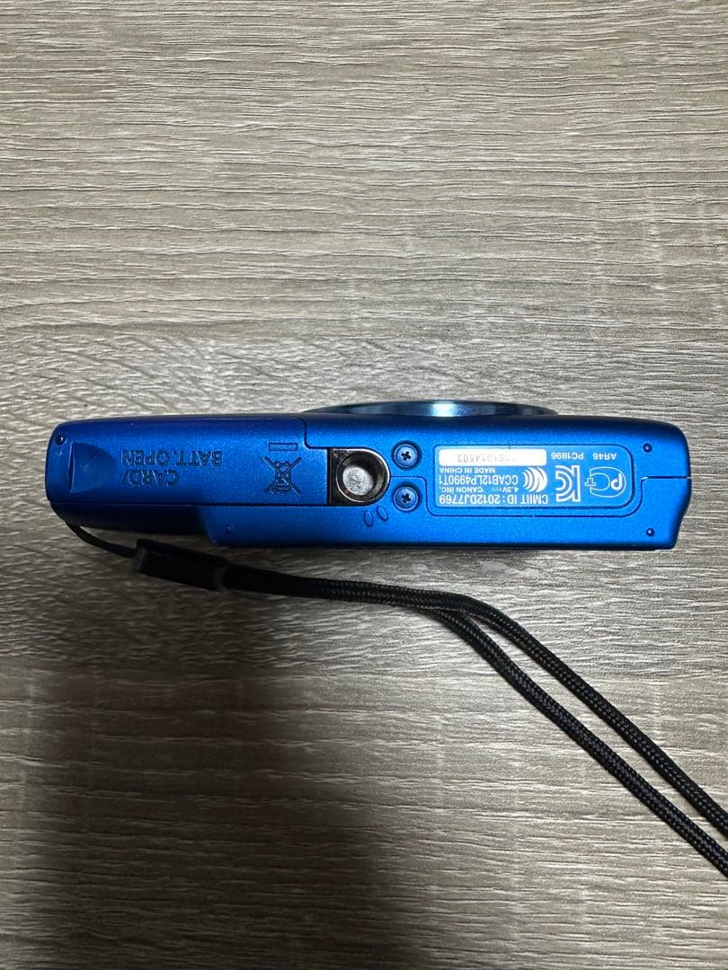 Canon IXY 100F デジタルカメラ 4GB SDカード付き