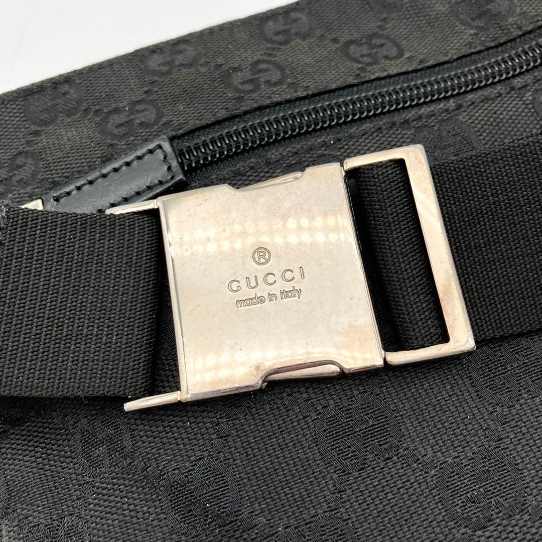 【美品】グッチ　ボディバッグ　ウエストバッグ　gg レザー　キャンバス　ブラック