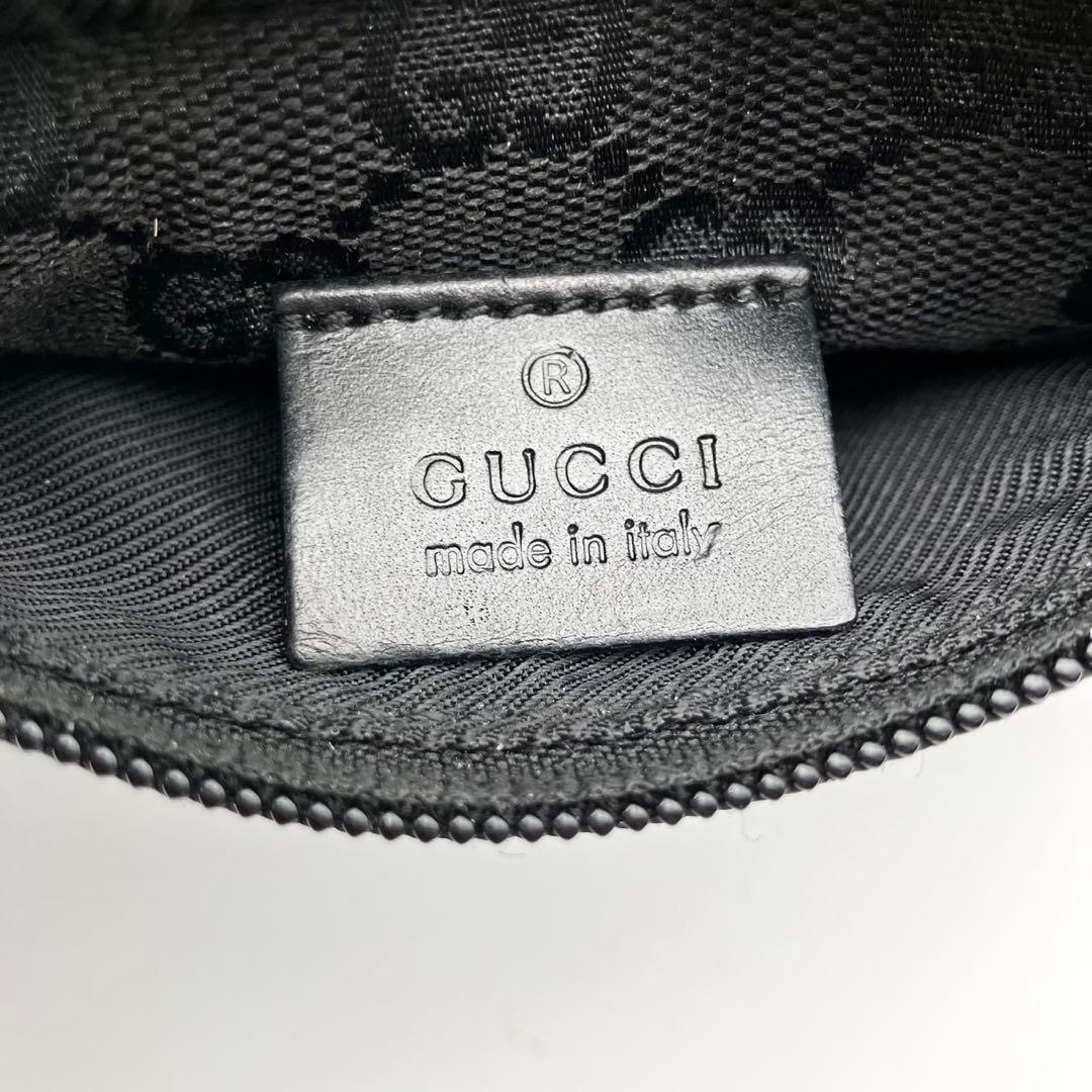 【美品】グッチ　ボディバッグ　ウエストバッグ　gg レザー　キャンバス　ブラック