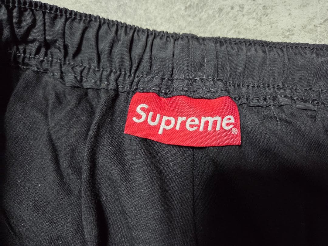 ★週末限定値引き価格★【中古】Supremeサイドロゴナイロンパンツ黒S