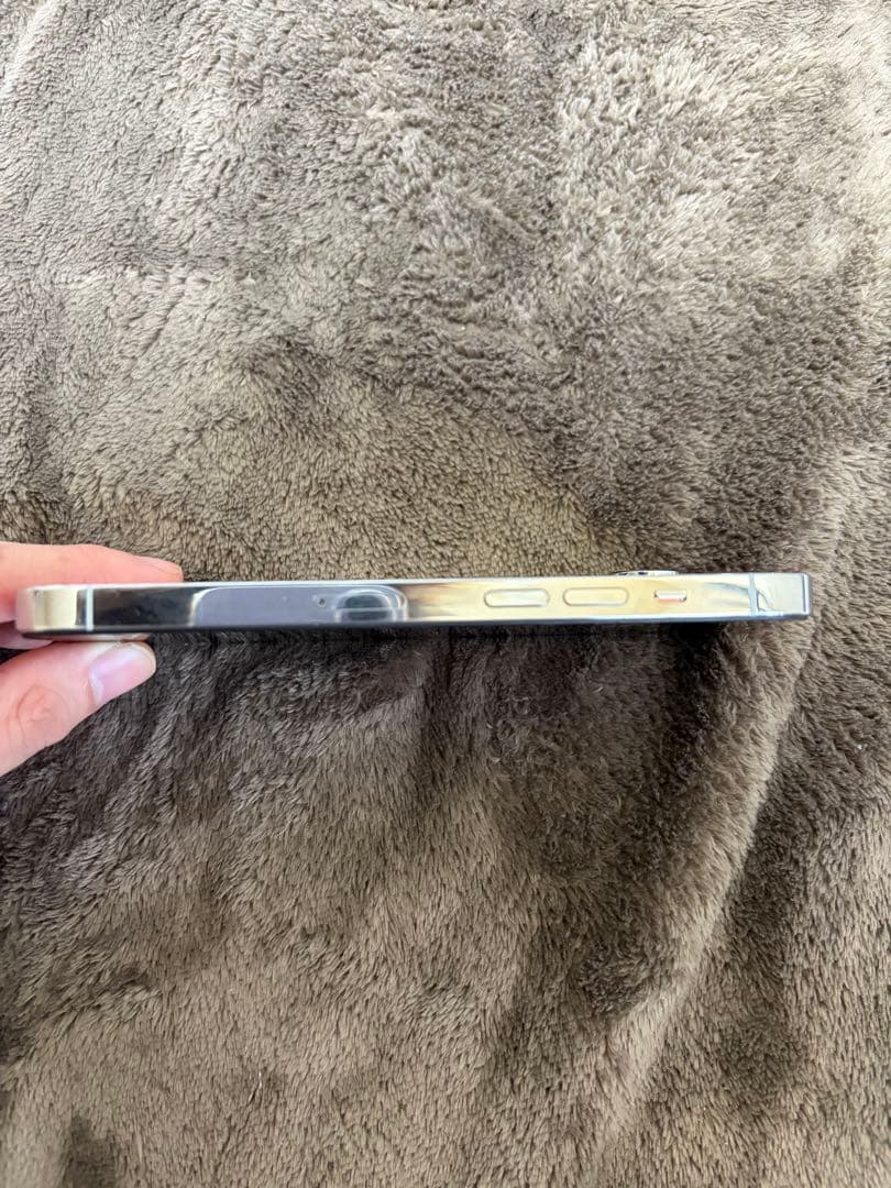 Apple iPhone 14 Pro シルバー 本体 128GB