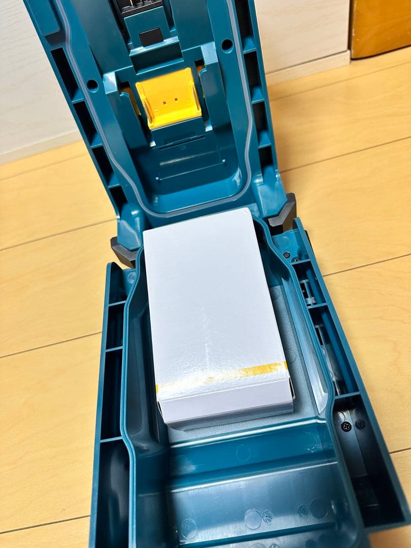 ソラ⭐︎⭐︎新品⭐︎Makita MR113 Bluetoothラジオ