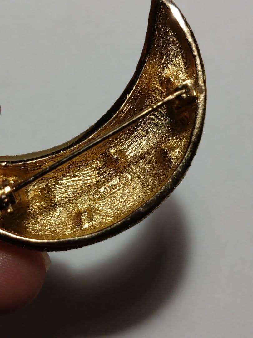 ChristianDior　ディオール　ストーン 三日月　ブローチ　ゴールド