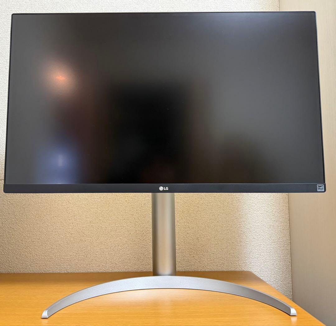 LG 27UP650-W 27インチモニター