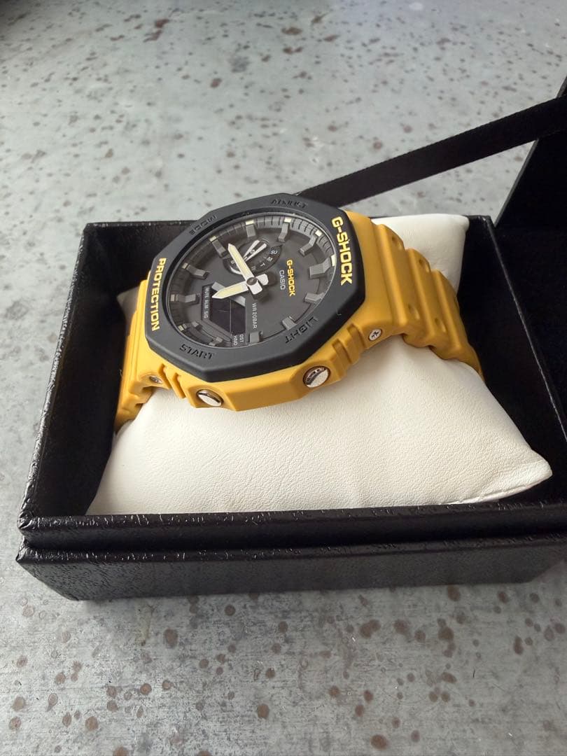 時計 G-SHOCK GA-2110SU-9AJF