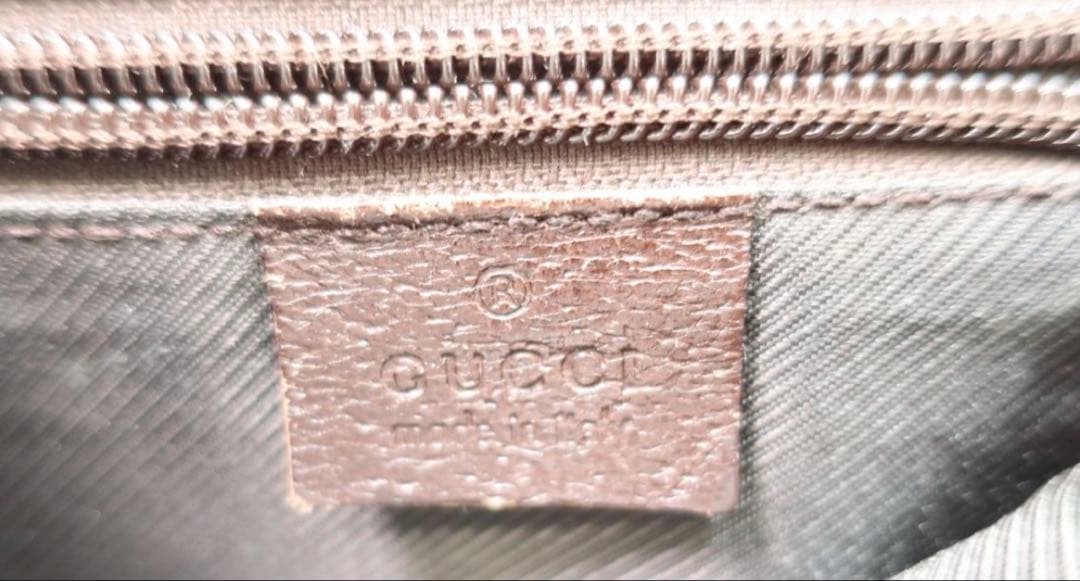 GUCCI ショルダーバッグ クロスボディ GGキャンバス GG柄