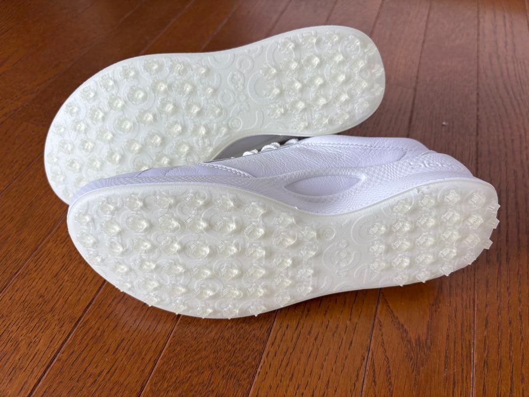 【新品】ecco 23 バイオム　ハイブリッド ゴルフシューズ　レディース