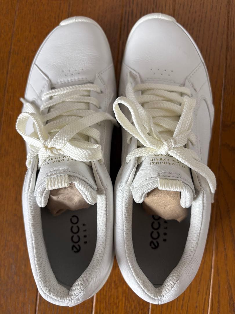 【新品】ecco 23 バイオム　ハイブリッド ゴルフシューズ　レディース