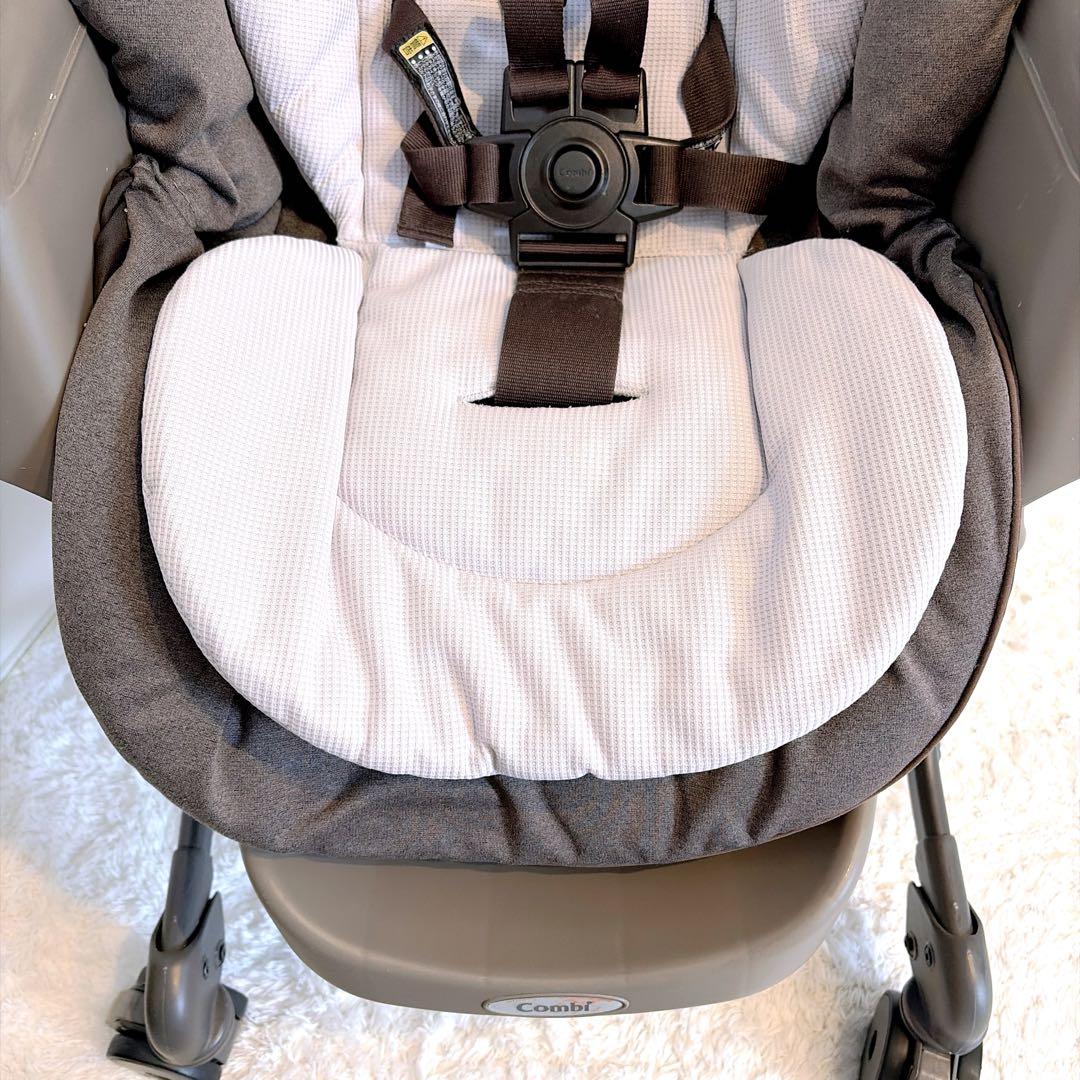 Combi コンビ 美品✨ネムリラ オートスウィング トイザらス限定モデル