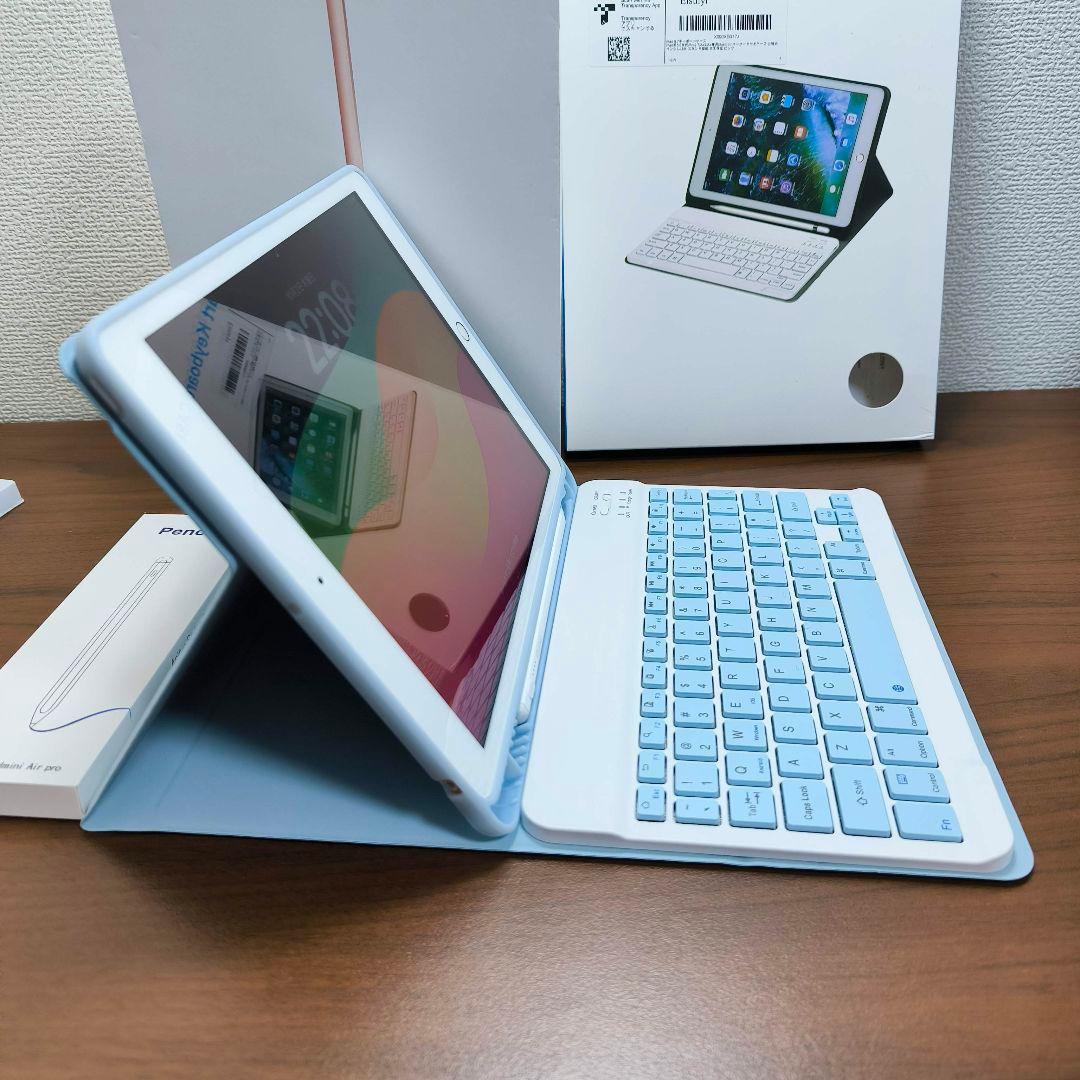 iPad 第7世代 Simフリー 32GB ケースとキーボード、タッチペン