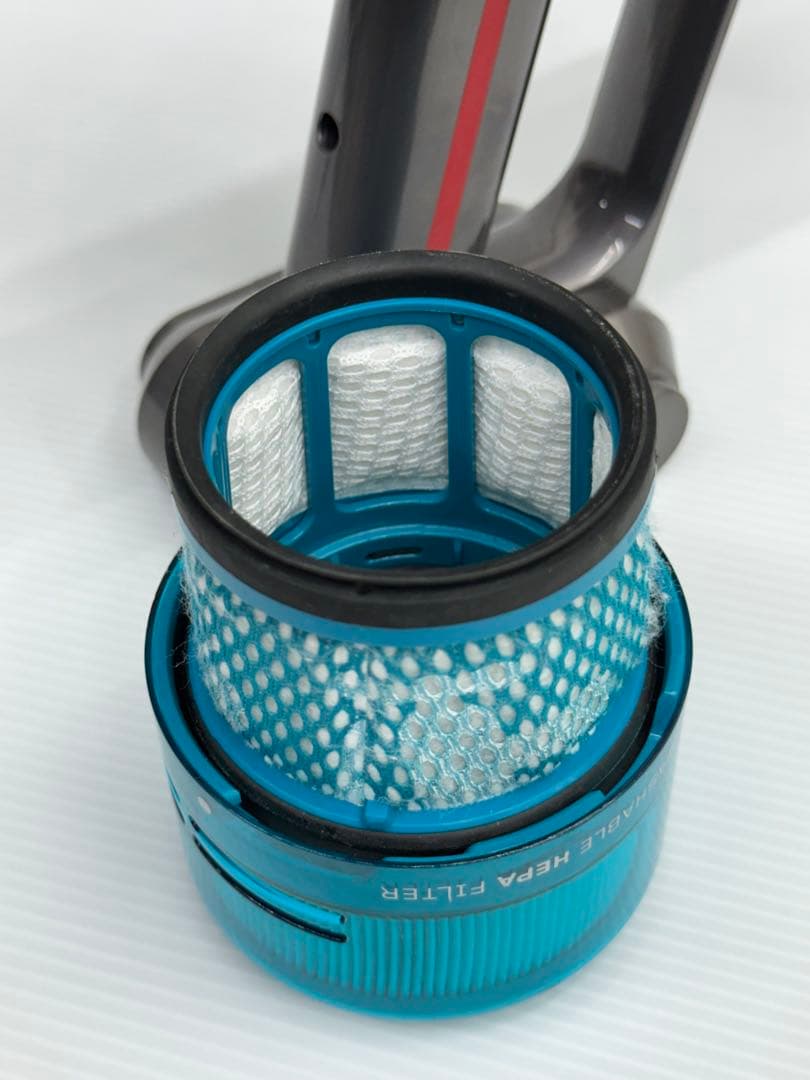 美品　ダイソン　掃除機　SV21 マイクロ　本体　ダスト 純正バッテリー付き