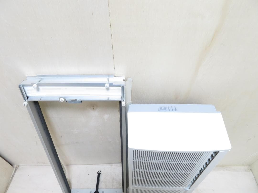 コロナ 2022年製 ReLaLa 冷暖兼用 窓用エアコン 1.8kW ～8畳