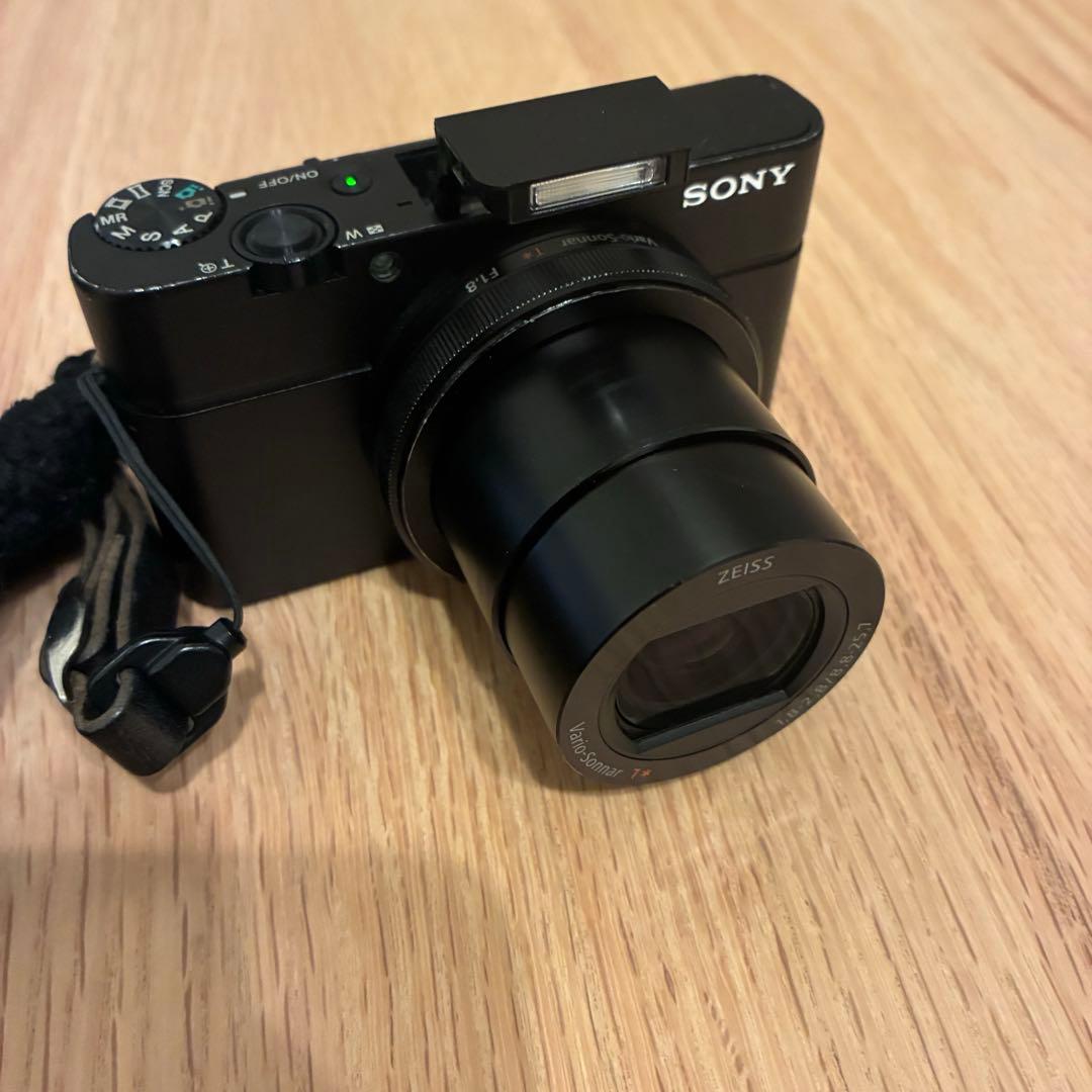 ♡♡♡　SONY RX100 III コンパクトデジタルカメラ
